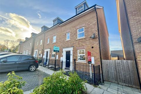 4 bedroom terraced house for sale, Enterprise Avenue, Tiverton, Devon, EX16