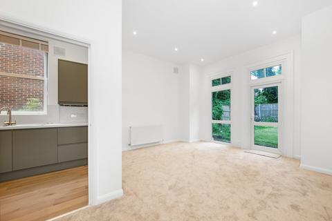 2 bedroom apartment to rent, Bedwardine Road, London, SE19