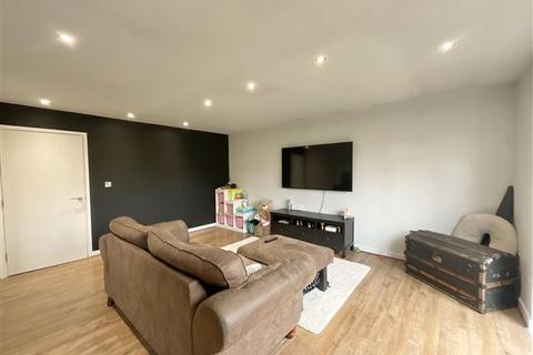 2 bedroom flat for sale, Tapton Lock Hill, Chesterfield, S41 7GG