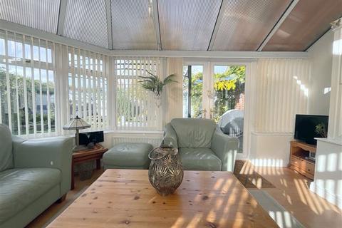 4 Ryan Drive, Sheffield, S13 9UZ