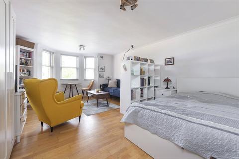 1 bedroom apartment for sale, East Hill, London