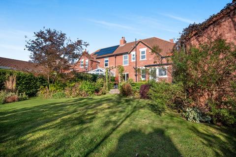 4 bedroom semi-detached house for sale, Bowesville, Burnopfield, Newcastle Upon Tyne, Co Durham