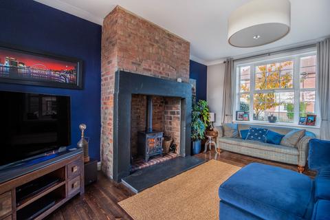 6 Bowesville, Burnopfield, Newcastle Upon Tyne, NE16 6DZ