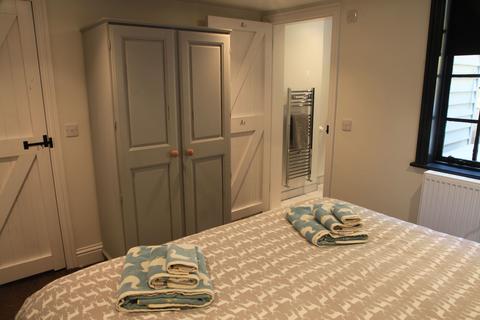 undefined, Ruckinge, Ashford TN26