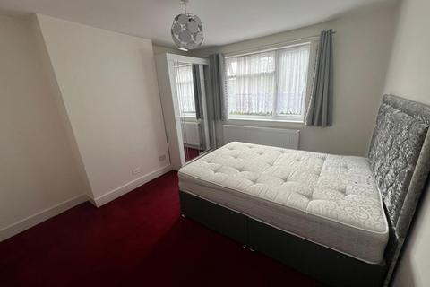 1 bedroom in a house share to rent, Woodberry Avenue, Harrow