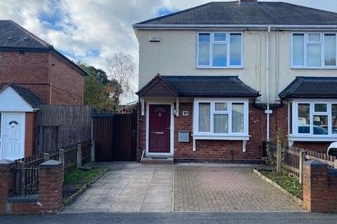 2 bedroom semi-detached house to rent, Foster Road, Wolverhampton