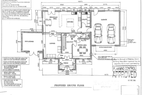 5 bedroom property with land for sale, Land @ Thomas Ellis Way