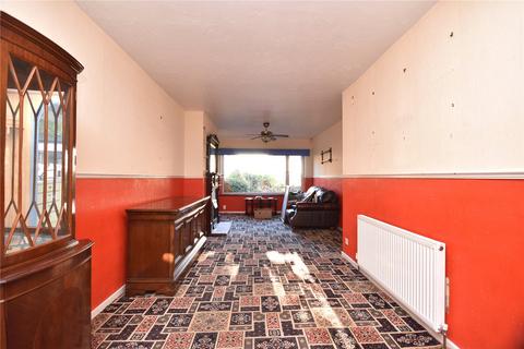 3 bedroom semi-detached house for sale, Whitebridge Crescent, Leeds, West Yorkshire