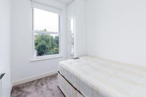 2 bedroom flat to rent, N7