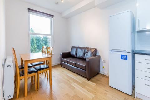 2 bedroom flat to rent, N7