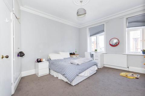 1 bedroom apartment to rent, NW2