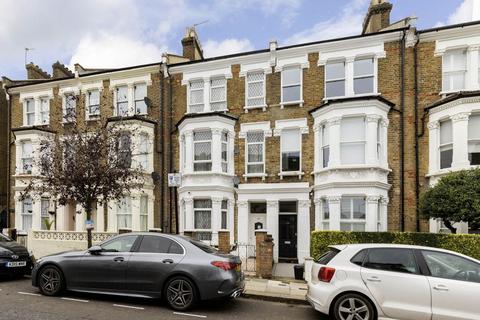 2 bedroom apartment to rent, W9