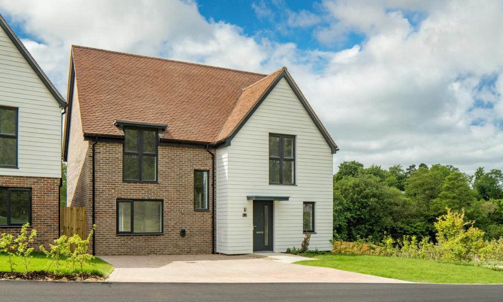 Dandara - The Russetts - The Hever, Home 32