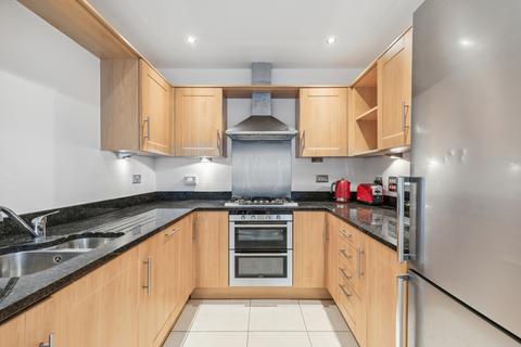 4 bedroom terraced house to rent, St Francis Place, Clapham South SW12