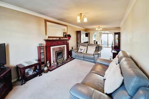 3 bedroom semi-detached house for sale, Bannister Hall Crescent, Preston PR5