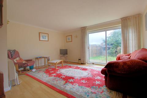 3 bedroom semi-detached house for sale, Kennedy Drive, Reading RG8