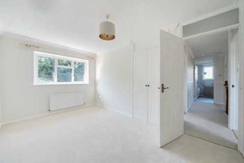 42 Balmoral Way, Sutton, SM2 6PD