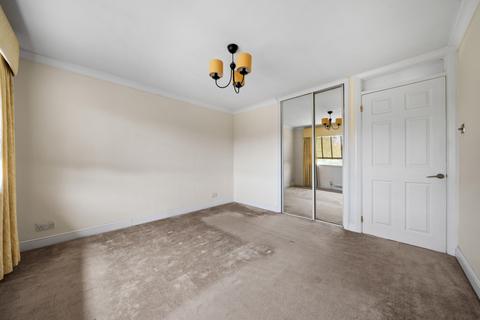 undefined, Banbury Court, Sutton SM2