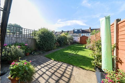16 Albert Road, Mitcham, CR4 4AH