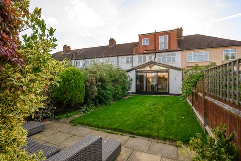 4 bedroom terraced house for sale, Aylward Road, London SW20