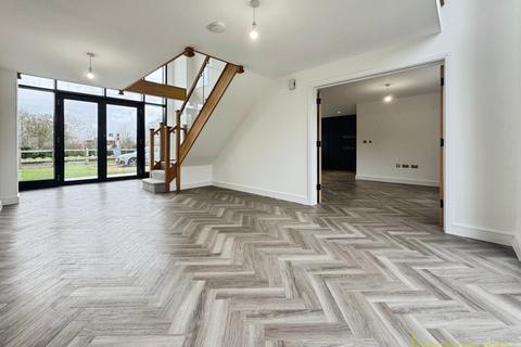 undefined, Church End, Dunmow CM6