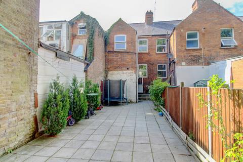 2 bedroom terraced house for sale, Victoria Street, High Wycombe HP11