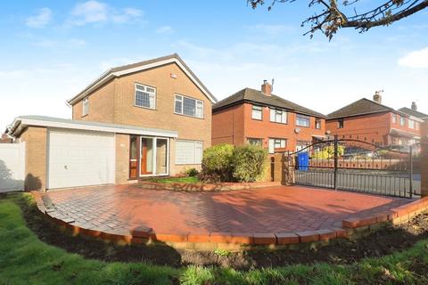 3 bedroom detached house for sale, Kingsclere Grove, Stoke-on-trent ST1