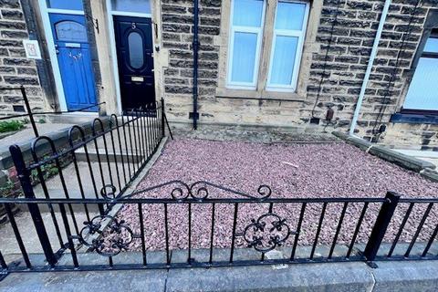 3 bedroom terraced house to rent, Frazer Terrace, Gateshead NE10