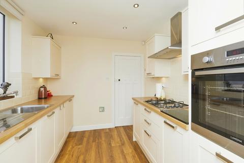 57 Alexandra Road, Burton-on-trent, DE15 0JB