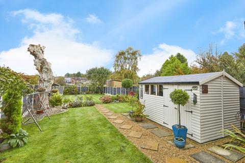 57 Alexandra Road, Burton-on-trent, DE15 0JB
