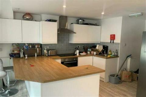 1 bedroom in a house share to rent, Upper Parliament Street, Nottinghamshire NG1