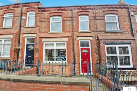 3 bedroom terraced house to rent, Victoria Avenue, Greater Manchester WN6