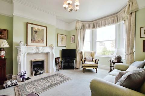 4 bedroom end of terrace house for sale, Highfield, Greater Manchester M33