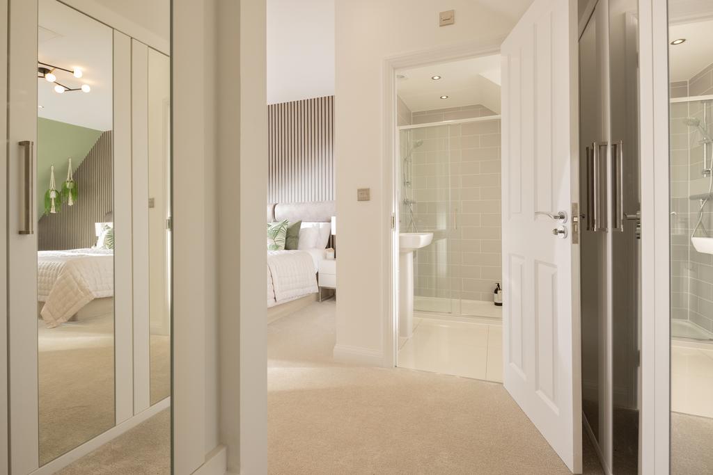 Dressing area in the Woodcote 4 bedroom home