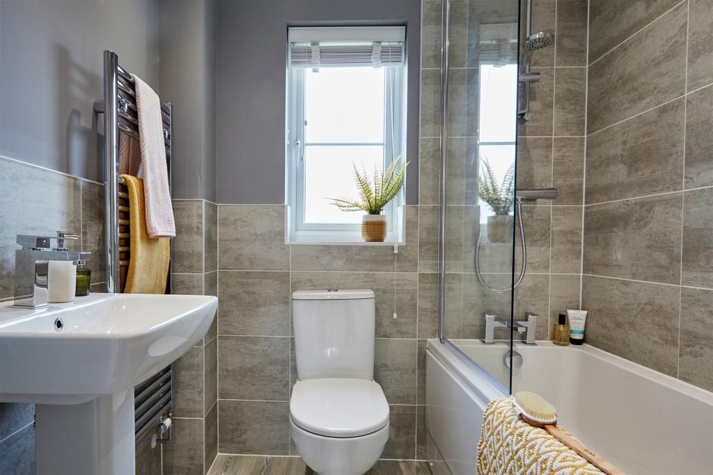 Family bathroom in the Maidstone 3 bedroom home