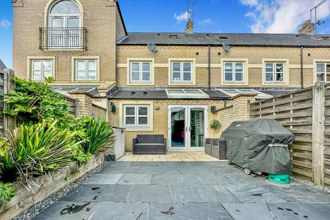 3 bedroom terraced house for sale, Great Gutter Lane East, Hull HU10