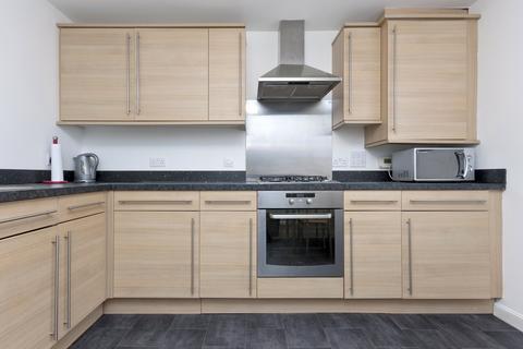 2 bedroom flat to rent, James Street, City Centre, Aberdeen, AB11