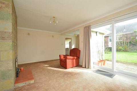 3 bedroom detached bungalow for sale, CHAIN FREE * SANDOWN