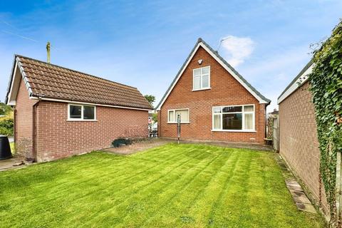 3 bedroom detached house for sale, Rosehill Avenue, Oswestry SY11