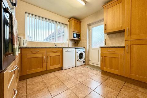 3 bedroom detached house for sale, Rosehill Avenue, Oswestry SY11