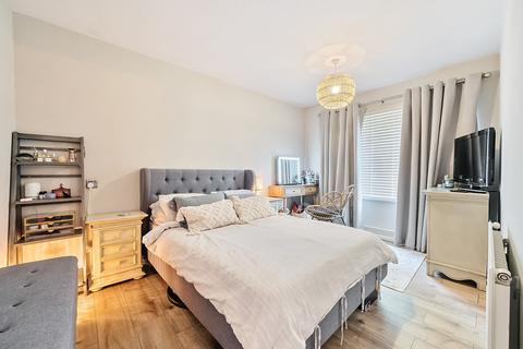 1 bedroom flat for sale, Newby Crescent, Harrogate, HG3