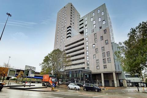 2 bedroom flat to rent, Wharfside Point South, Docklands, London, E14