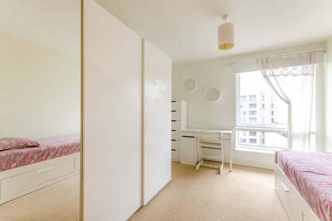 2 bedroom flat to rent, East Ferry Road, E14, Canary Wharf, London, E14