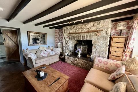 3 bedroom cottage for sale, Llandyfan, Ammanford