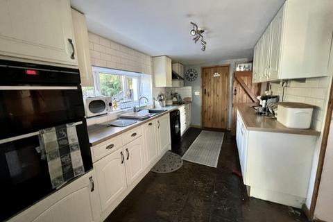 3 bedroom cottage for sale, Llandyfan, Ammanford