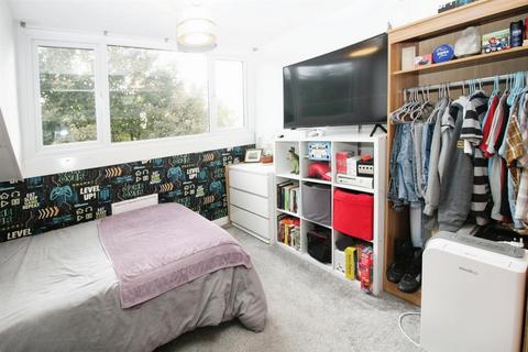 20 Hatfield Road, Bradford, BD2 4QX