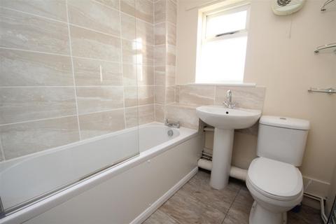 2 bedroom house for sale, Tamarind Close, Guildford, Surrey