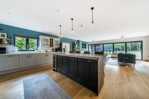 Hoveto Dunsfold Road, Plaistow, Billingshurst, RH14 0PW