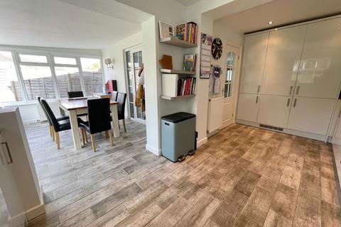 15 Bach Mill Drive, Birmingham, B28 0XN