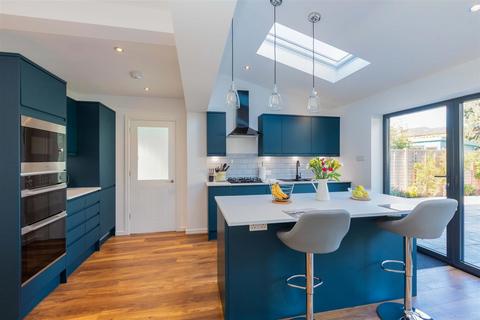 46a Alma Road, Eton Wick, Windsor, SL4 6LA